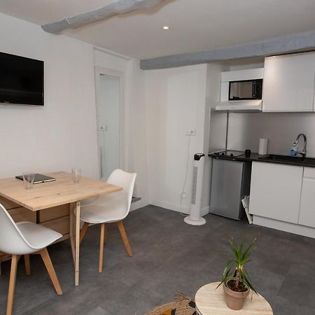 Studio Cosy Dans Centre Historique Avec Parking Apartment Grasse Exterior photo