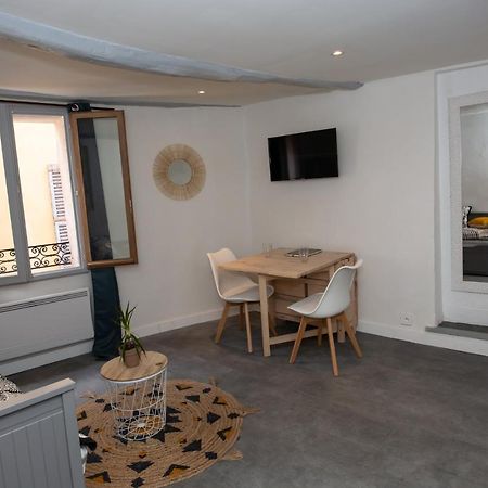 Studio Cosy Dans Centre Historique Avec Parking Apartment Grasse Exterior photo