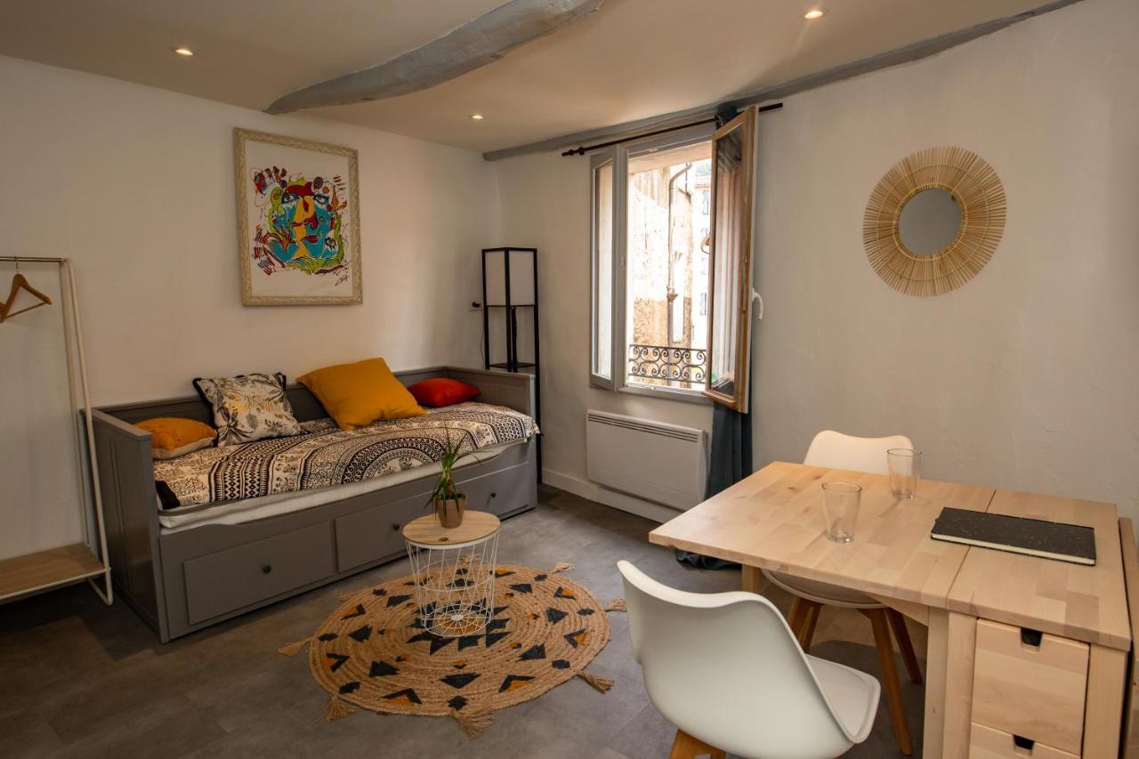 Studio Cosy Dans Centre Historique Avec Parking Apartment Grasse Exterior photo