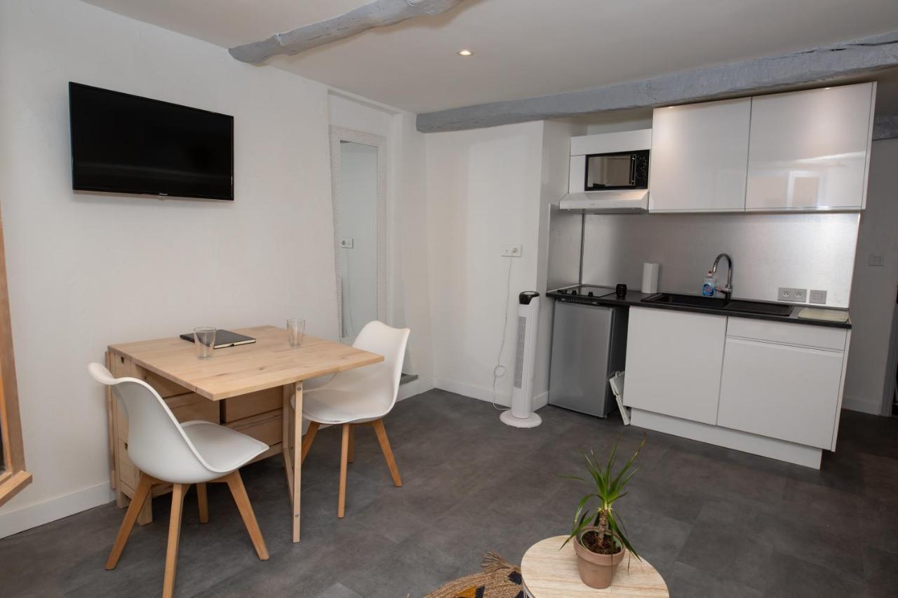 Studio Cosy Dans Centre Historique Avec Parking Apartment Grasse Exterior photo